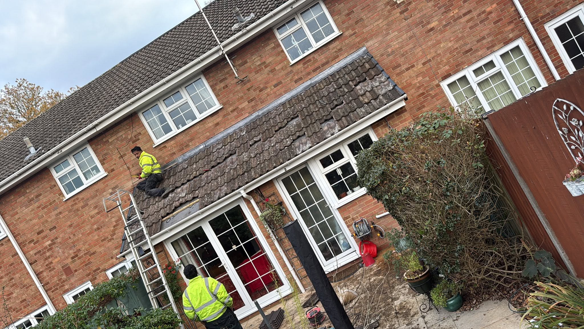 Roof repair project 01